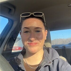 Meet your Posher, Grace